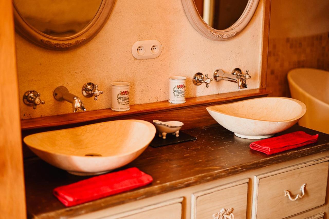 Demeure De La Carmine, Sejour Bien-Etre D'Exception, Piscine, Hammam, Champagne Bed and Breakfast Mirepoix  Εξωτερικό φωτογραφία